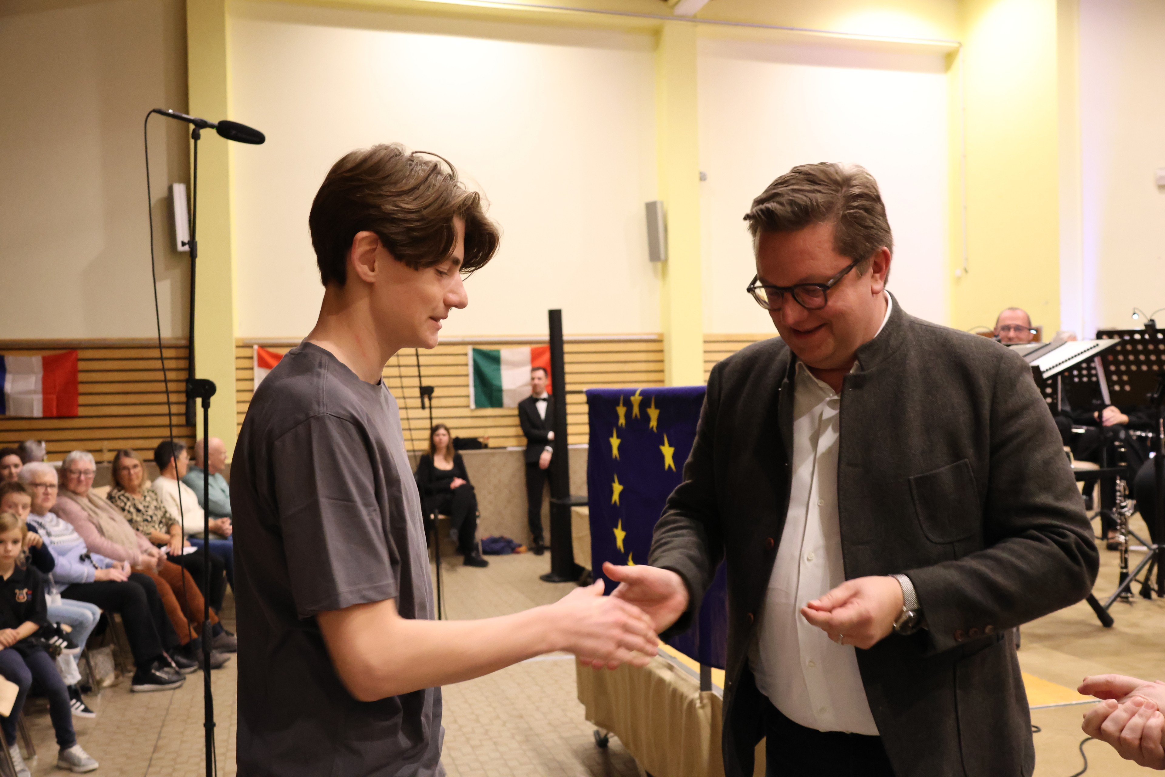 2025 1115 Concert 12Points0611